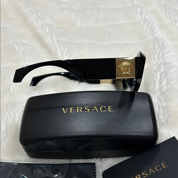 Versace Black Sunglasses NEW main image 9